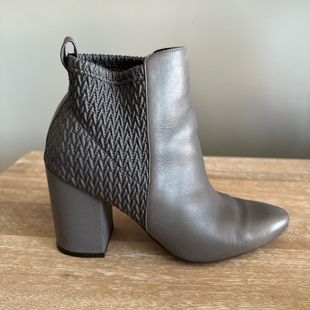Cole Haan leather gray ankle booties - block heel. fair condition, see photos